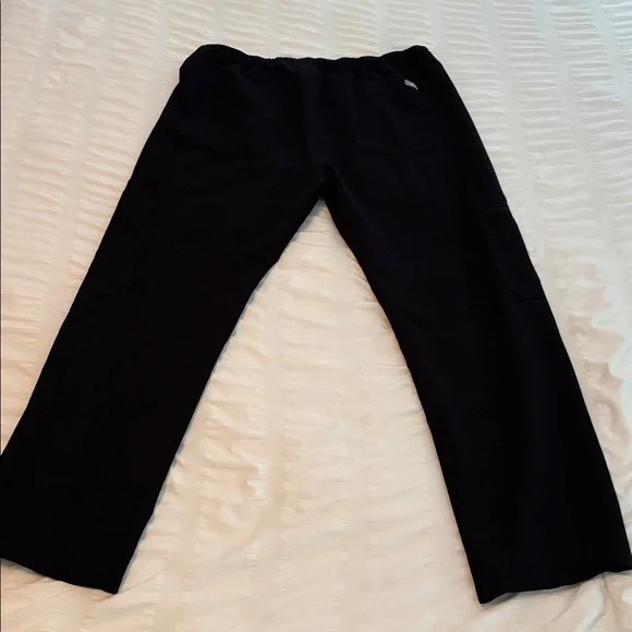 Figs black scrub pants - size large - Picture 2 of 12
